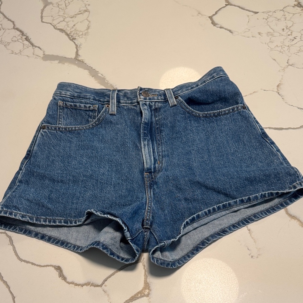 Levi’s High Waisted Mom Shorts